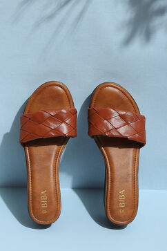 Tan Pu Wedges image number 0