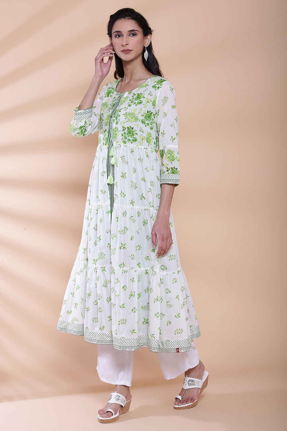 Blue Cotton Tiered Kurta image number 3