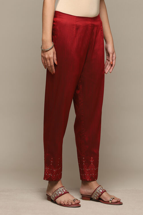 Maroon Viscose Yarndyed Narrow Pant image number 4