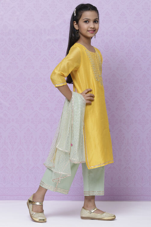 Yellow And Green Poly Cotton Girls Straight Straight Kurta Palazzo Suit Set image number 5