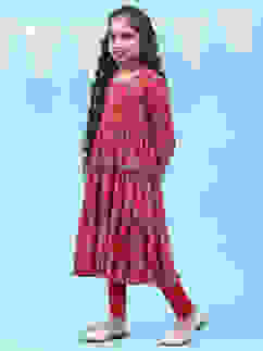 Red Rayon Tiered Printed Kurta image number 3