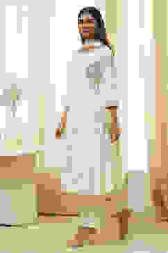 Cream-Colored Cotton Foil Printed Kalidar Suit Set image number 3