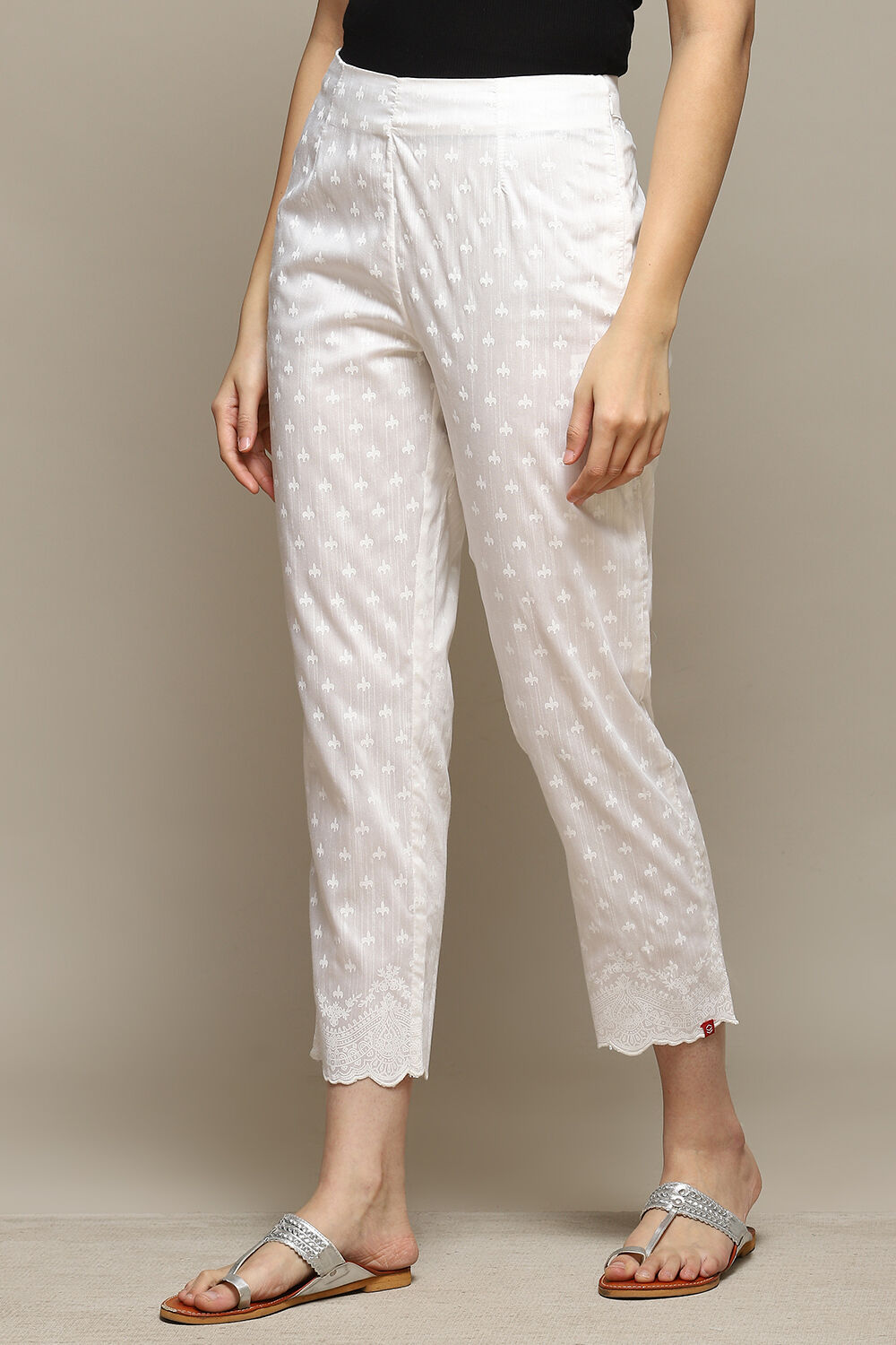Gold Viscose Printed Narrow Pant image number 2