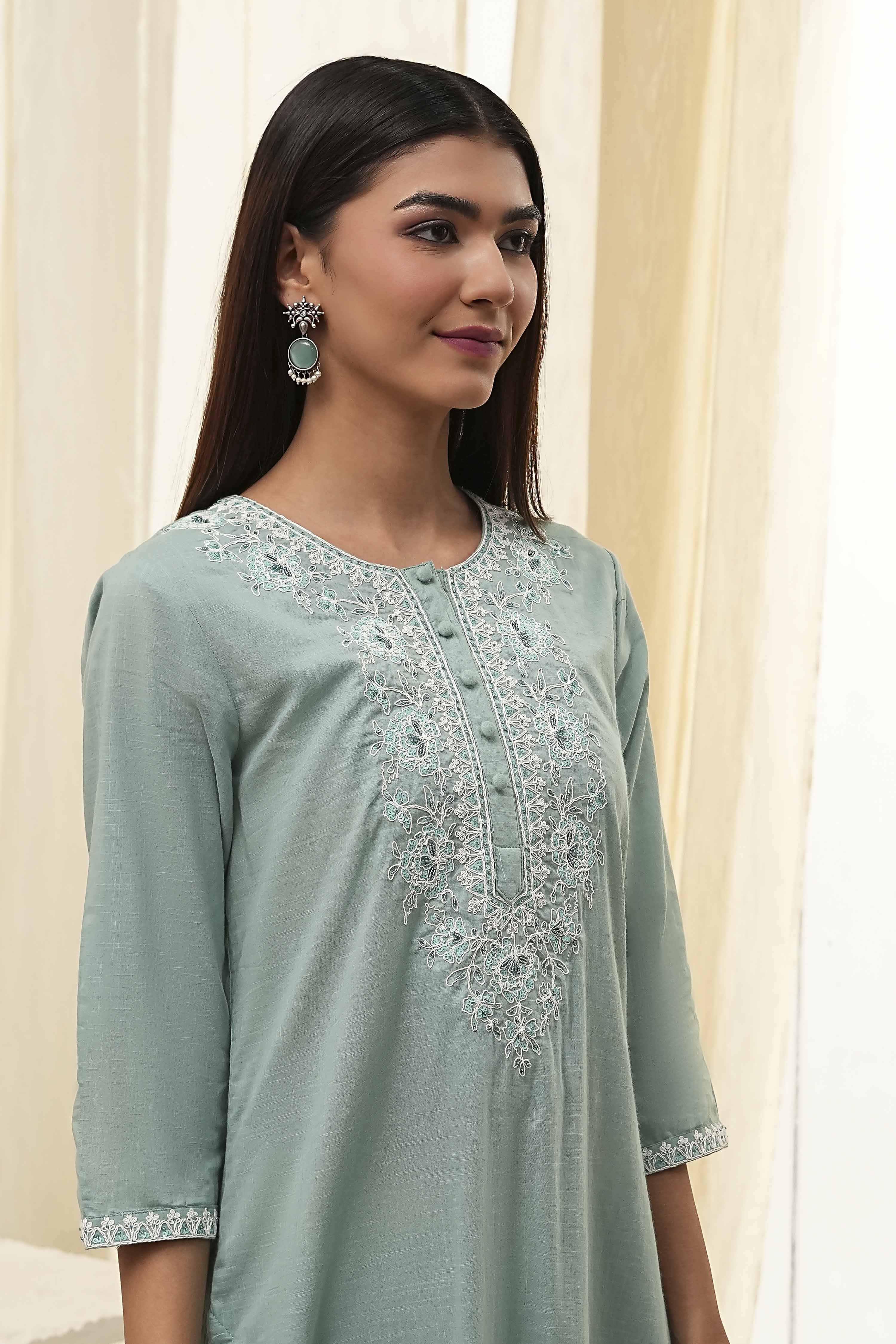 Green Pure Cotton Embellished Straight Suit Set image number 1