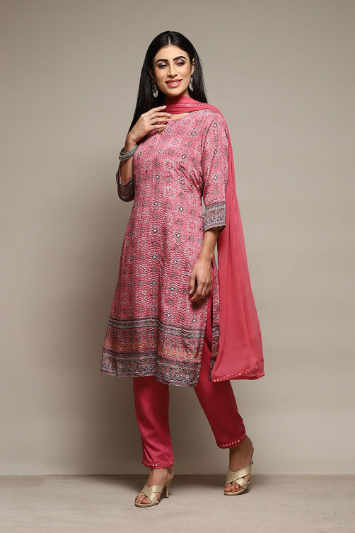 Pink Viscose Straight Kurta Slim Pant Suit Set image number 5