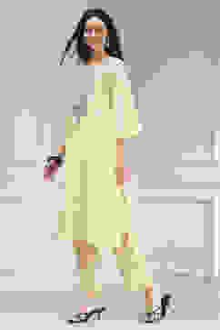 Ivory Textured Straight Kurta Pants Set image number 3