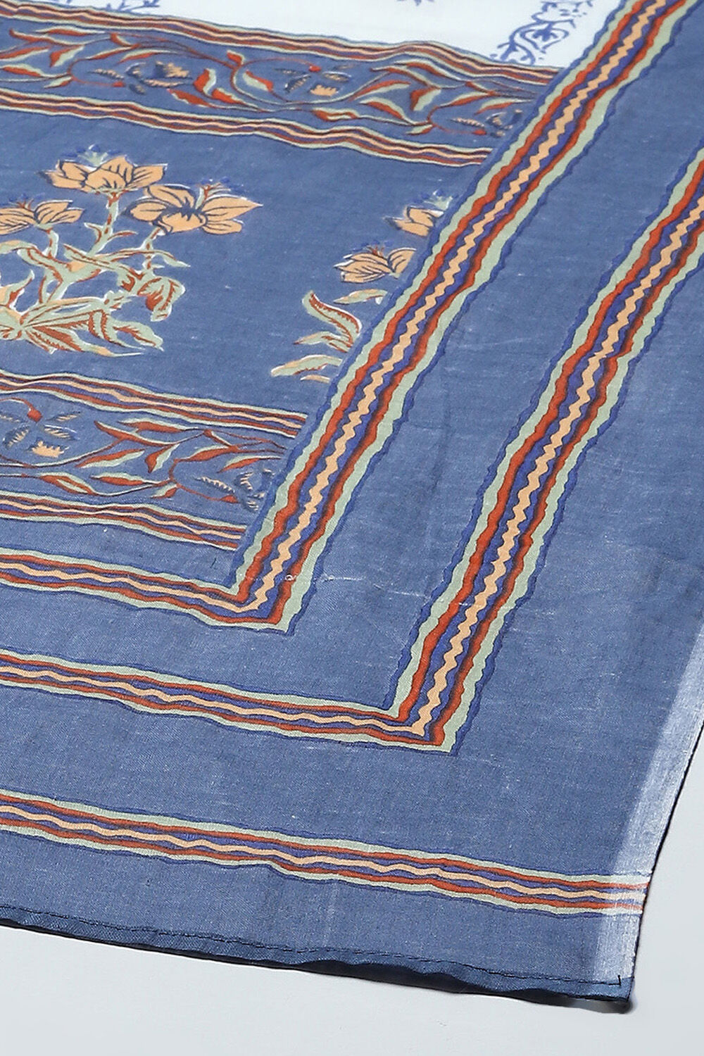 Green Cotton Unstitched Suit set image number 4