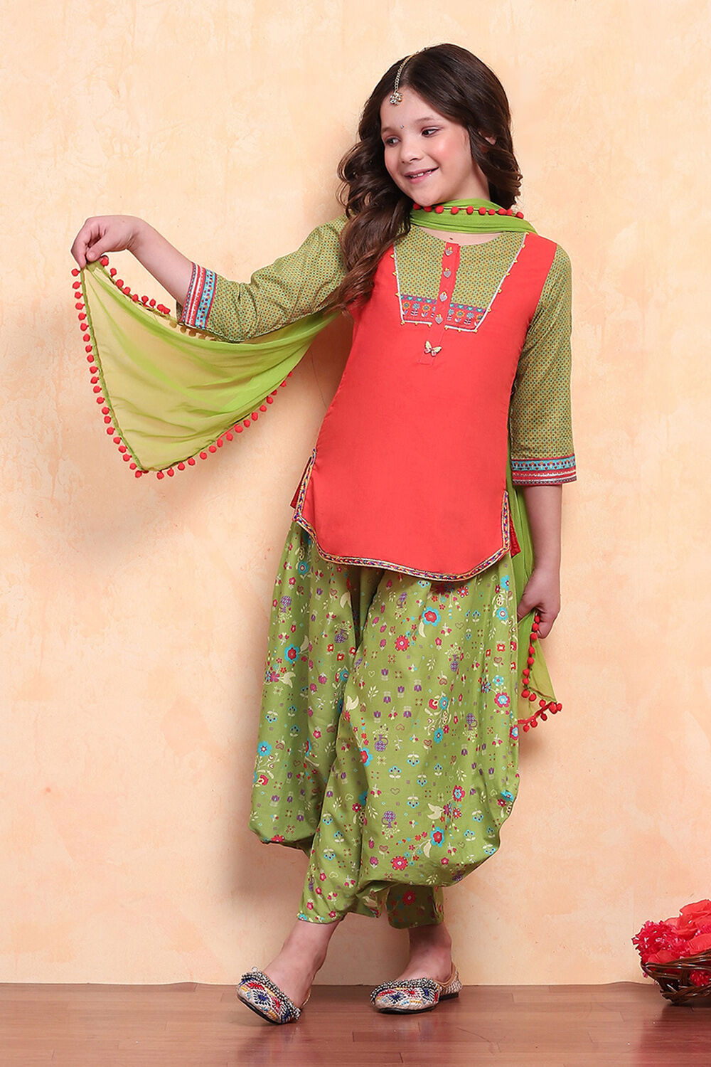 Pink and Green Pure Cotton Printed Straight Suit Set image number 0