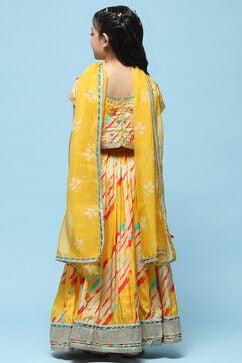 Yellow Polyester Straight Printed Suit Set image number 5
