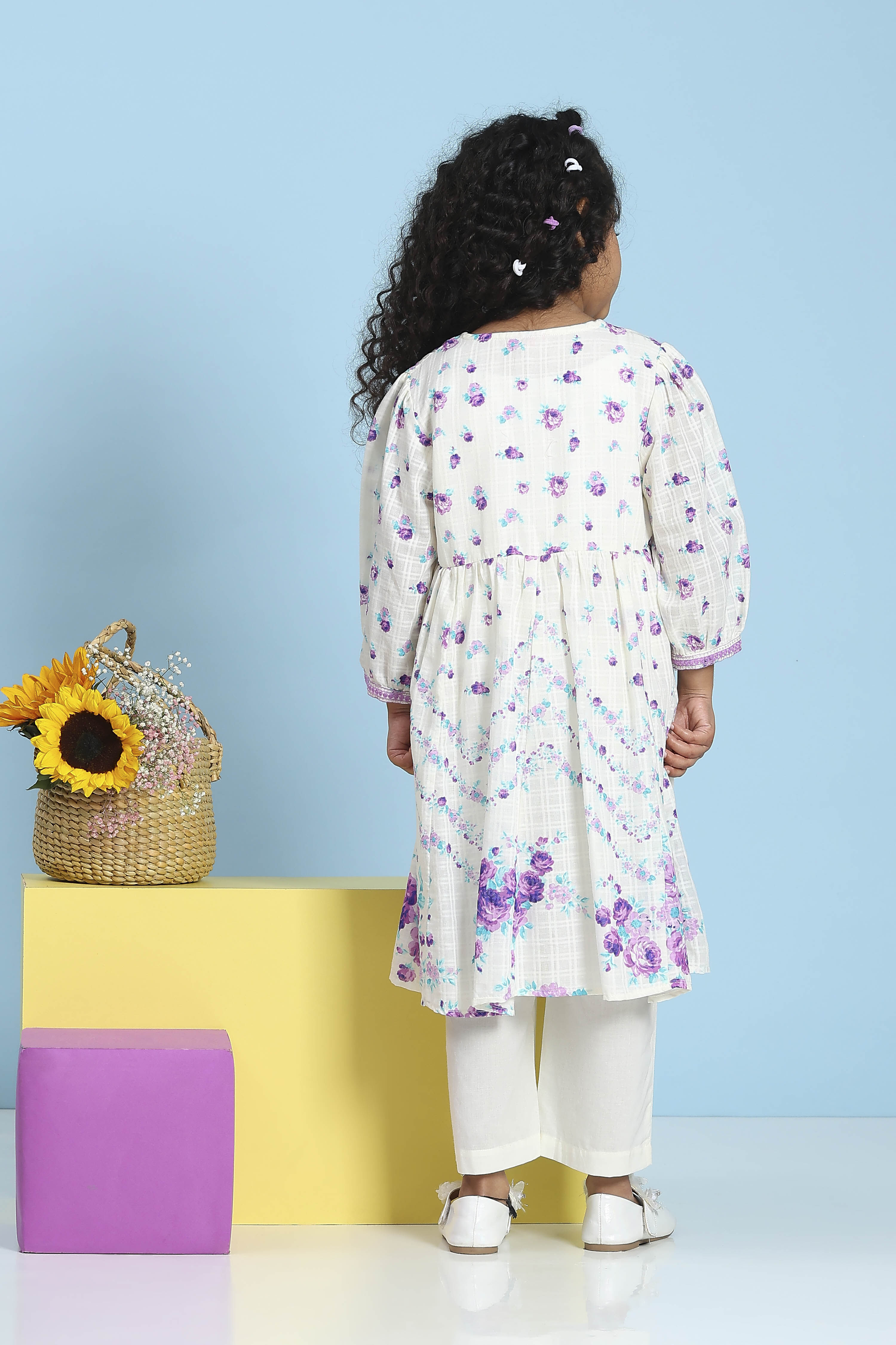 White Cotton Printed Anarkali Suit Set image number 4