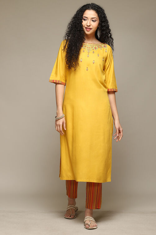 Mustard Rayon Straight Kurta Pants 2 Piece Set image number 6