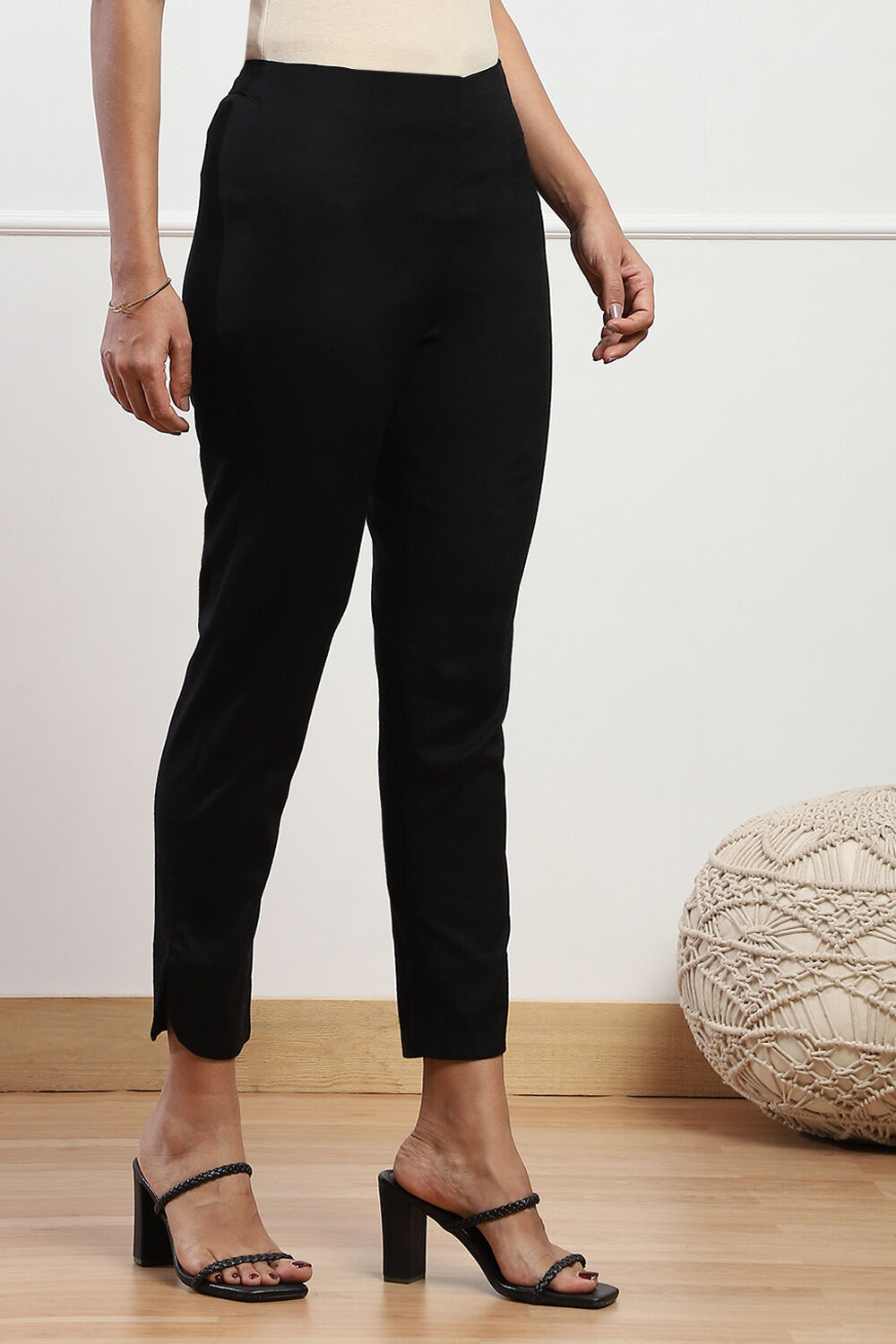 Beige Viscose Lycra Solid Pant image number 3