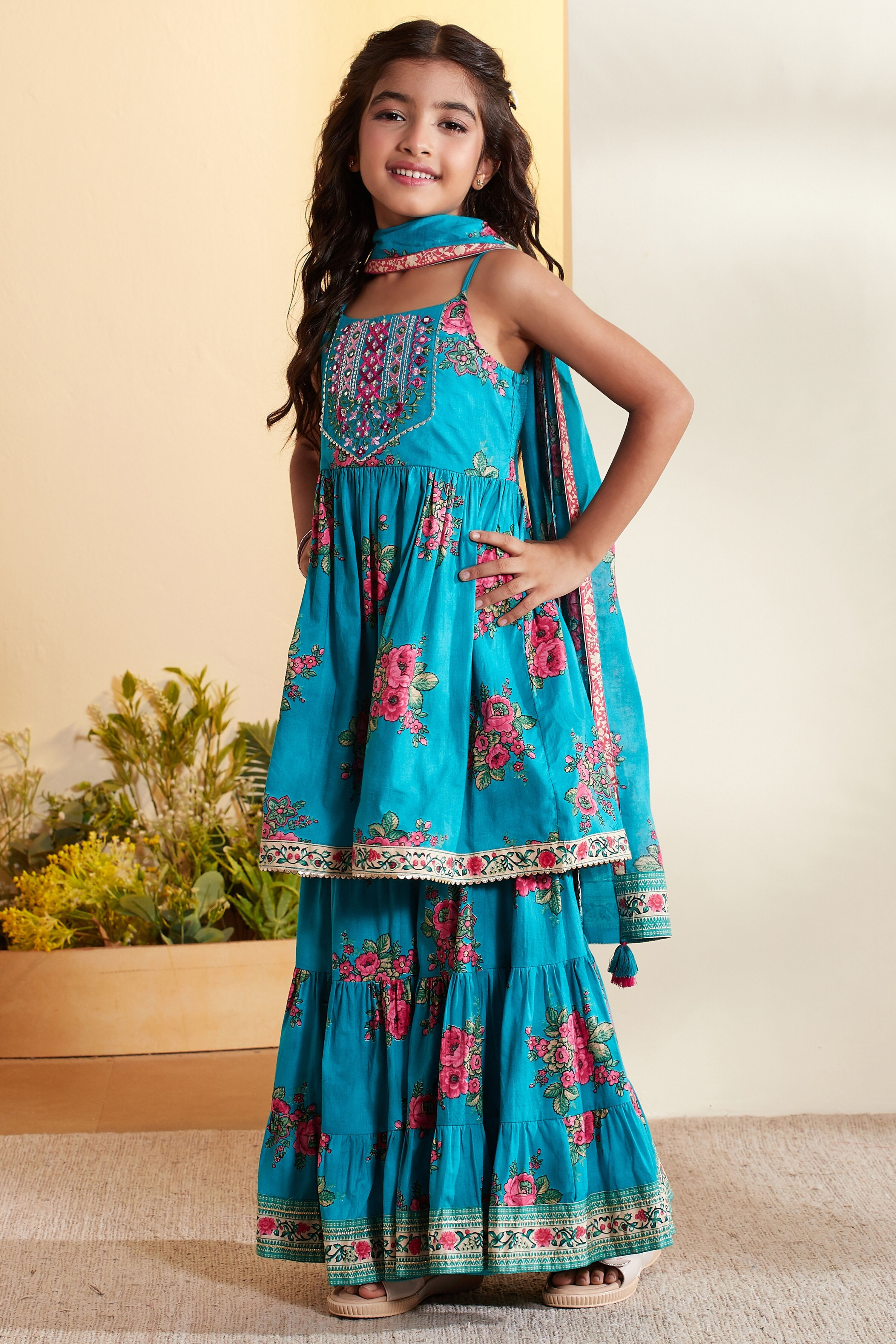 Blue Cotton Floral Printed Peplum Garara Kurta Set image number 3