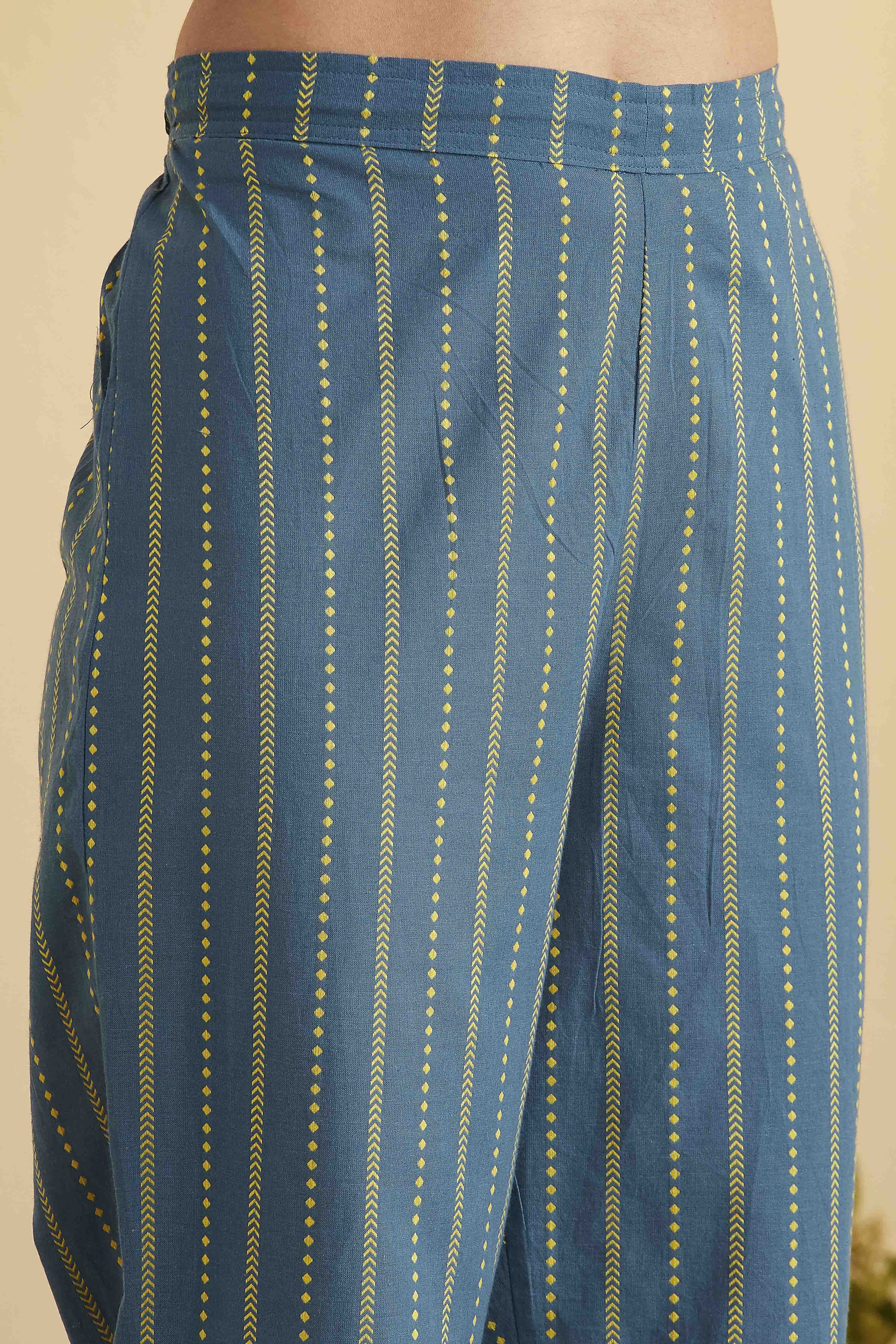 Lime Green Yarndyed Straight Cotton Kurta Set image number 2