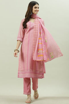 Pink Cotton Blend Digital Print Unstitched Suit Set image number 7