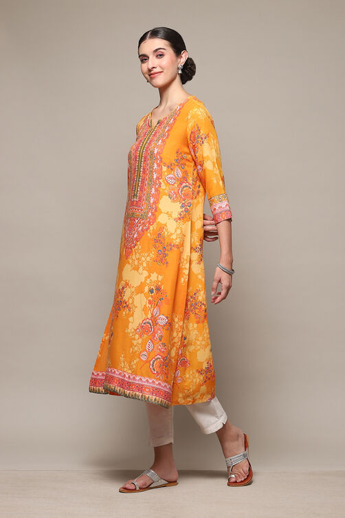 Orange LIVA Straight Printed Kurta image number 2