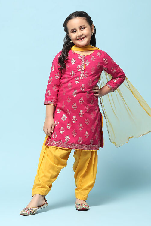 Fuchsia Cotton Straight Printed Kurta Patiyala Salwar Suit Set image number 7
