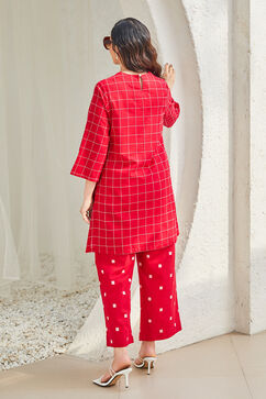 Red Cotton Straight Suit Set image number 4