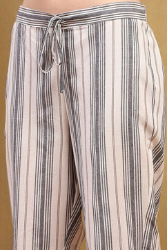 Black Cotton Yard Dyed Straight Suit Set image number 2