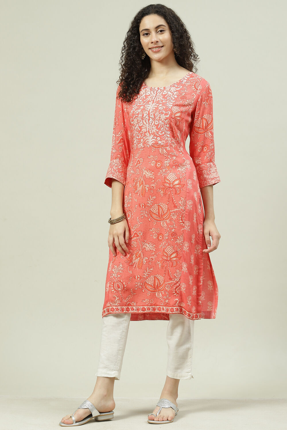 Coral Rayon Straight Printed Kurta image number 2