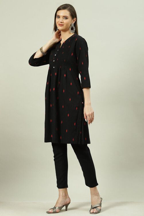 Black Printed Cotton Straight Kurta Slim Pants Suit Set image number 3