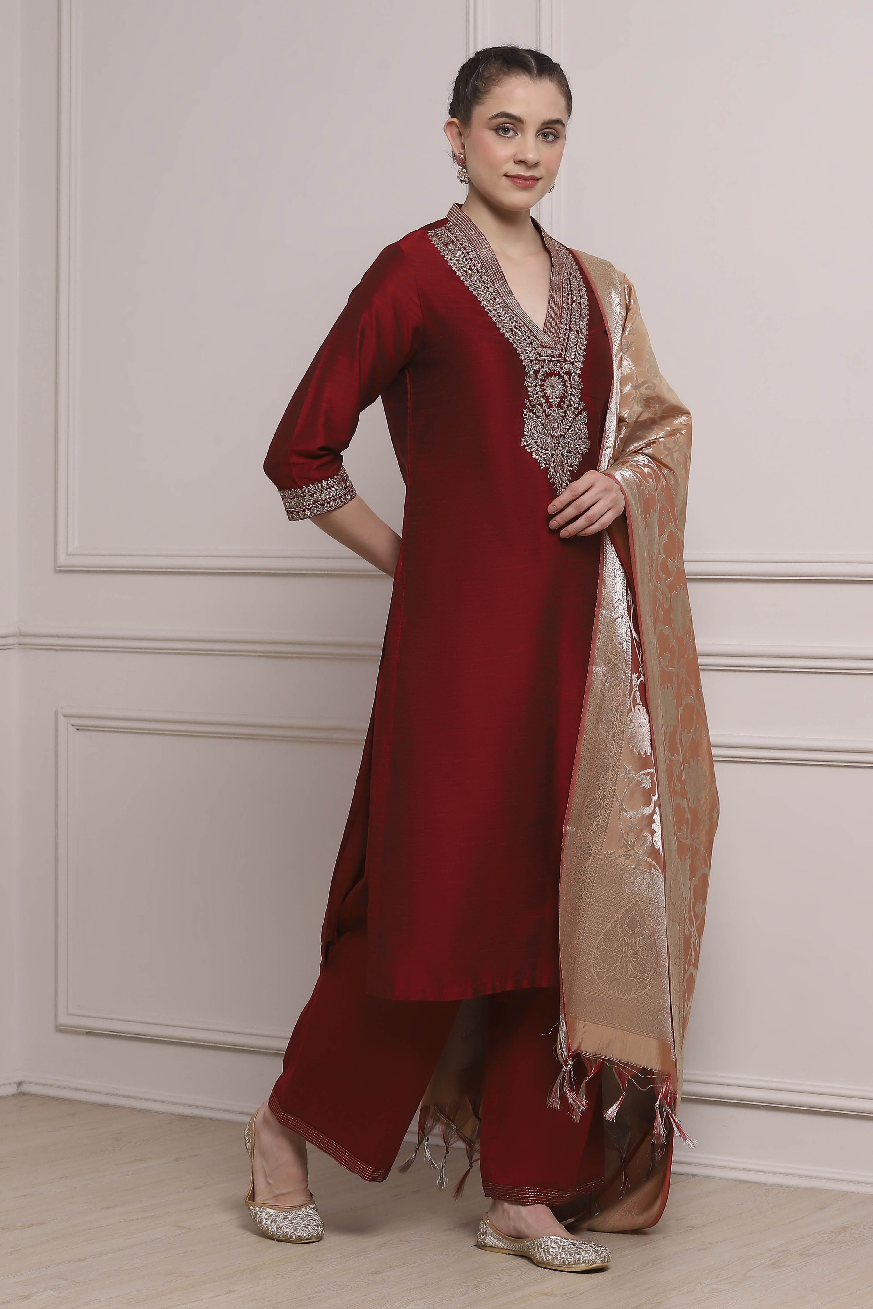 Blue and Pink Solid Straight Suit Set image number 5