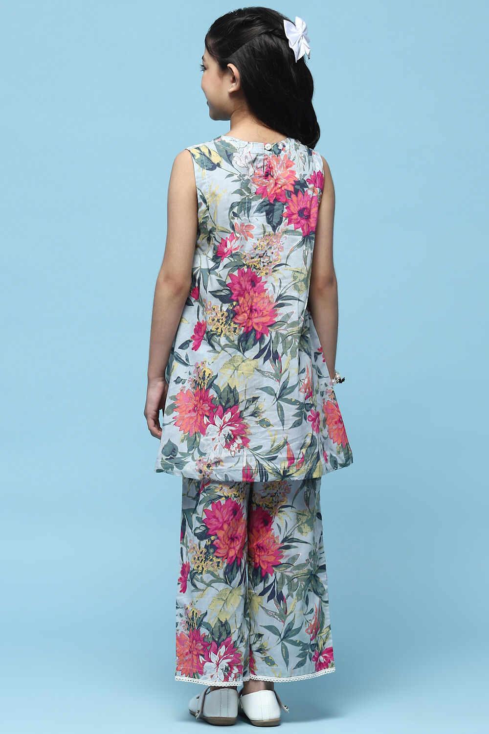 Blue Printed Cotton Kurta With White Straight Palazzo  image number 4