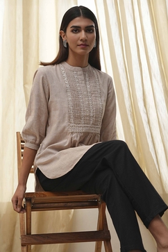 Beige Cotton Yarn-Dyed Short Straight Kurta image number 0
