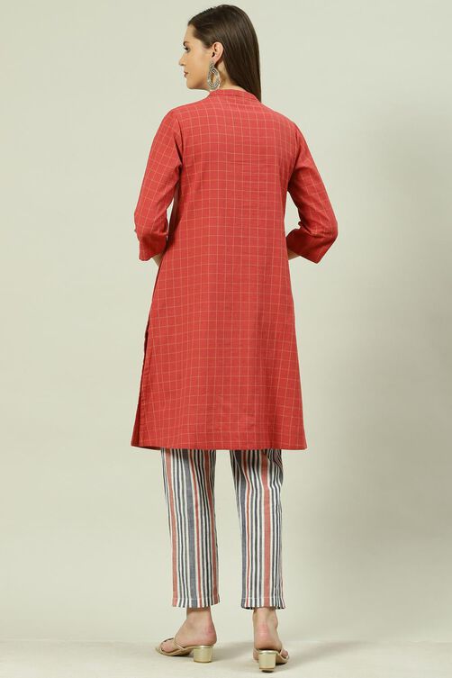 Rust Yarndyed Cotton Straight Kurta Slim Pants Suit Set image number 4