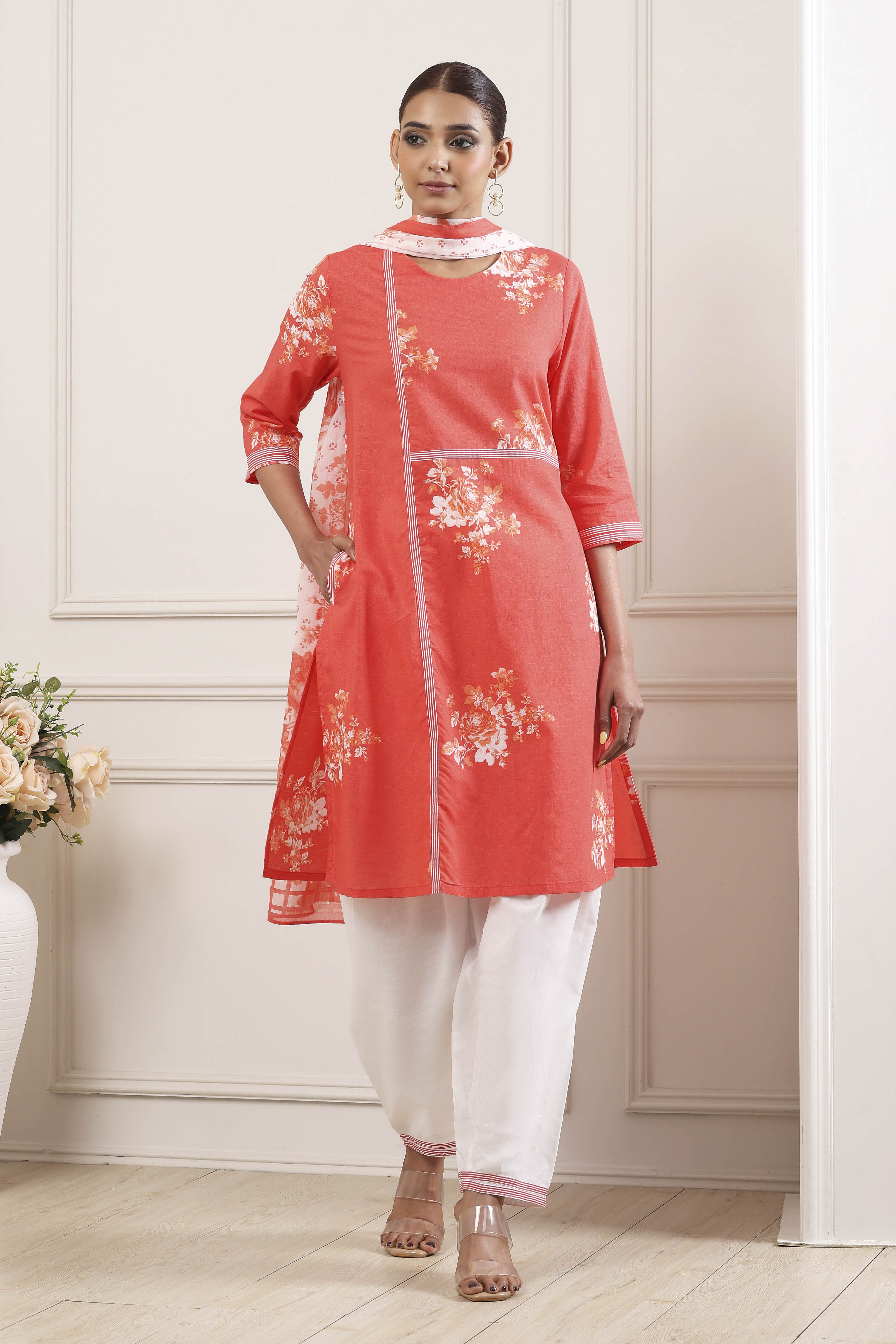 Orange and White Cotton Printed Straight Salwar Suit Set image number 6