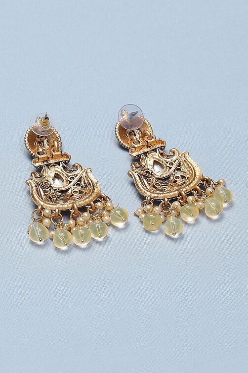 Gold Alloy Earrings image number 2