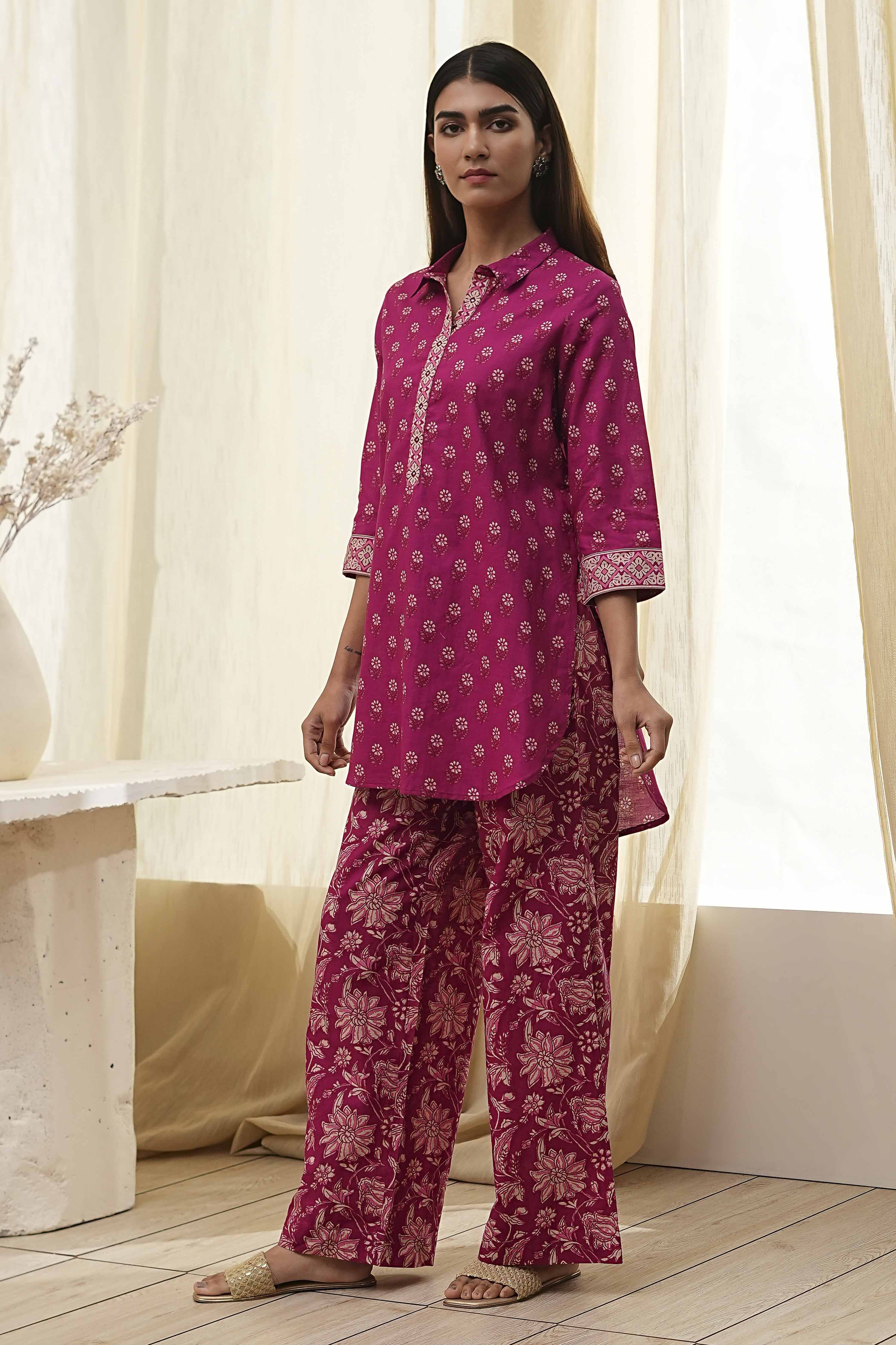 Plum Red Cotton Printed Kurta Set image number 3