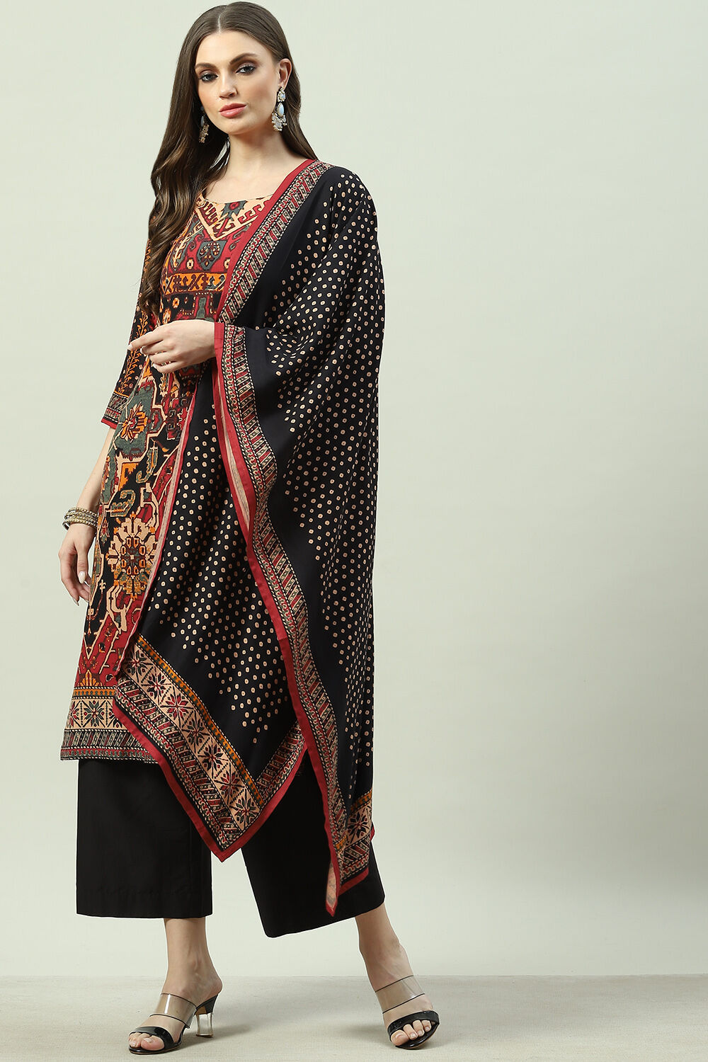 Blue LIVA Straight Kurta Palazzo Suit Set image number 5