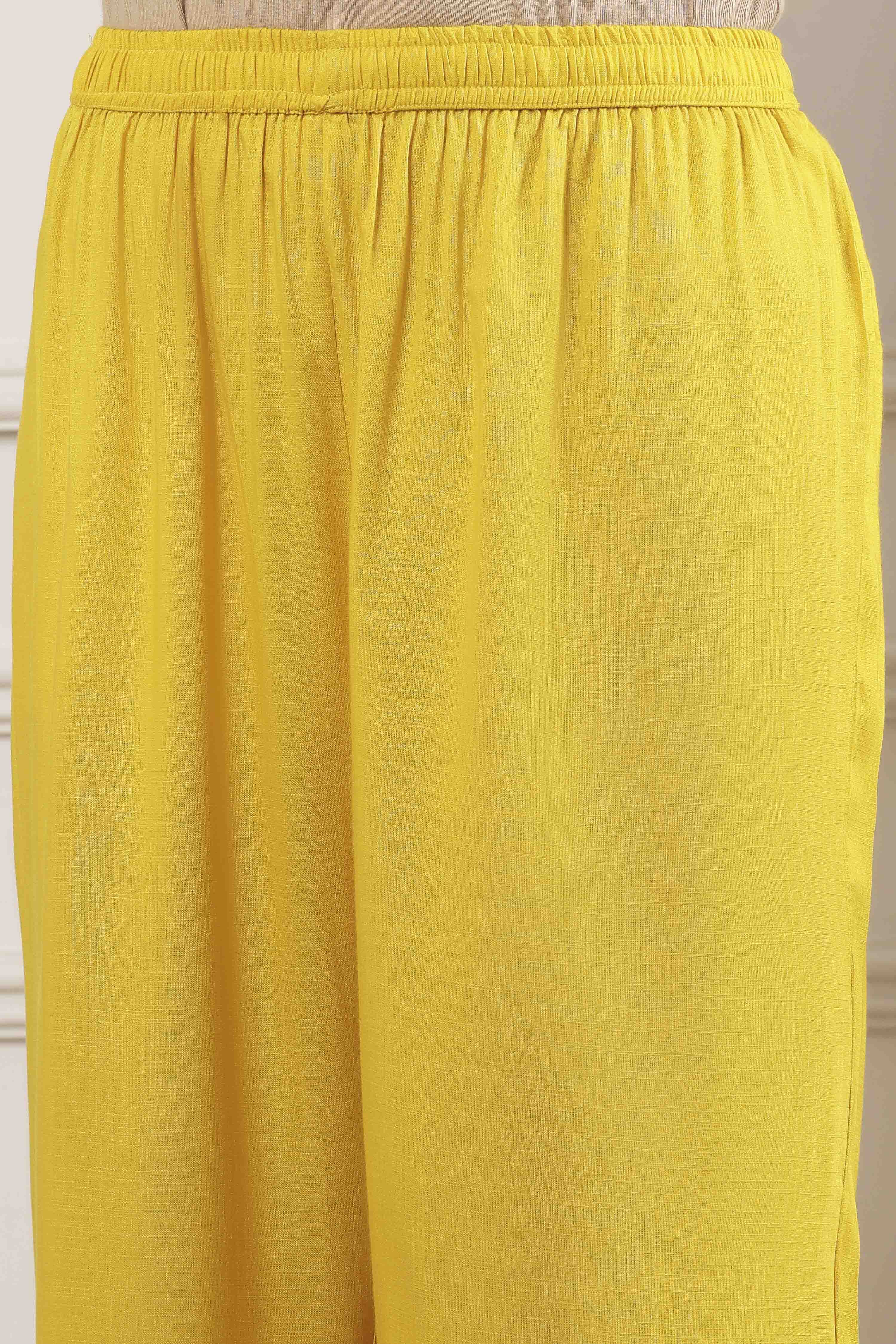 Yellow Cotton Floral Printed Straight Kurta Set image number 2