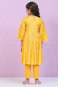 Yellow Viscose Flared Kurta Legging Suit Set image number 4