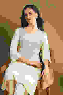 Off White Viscose Blend Straight Set image number 7