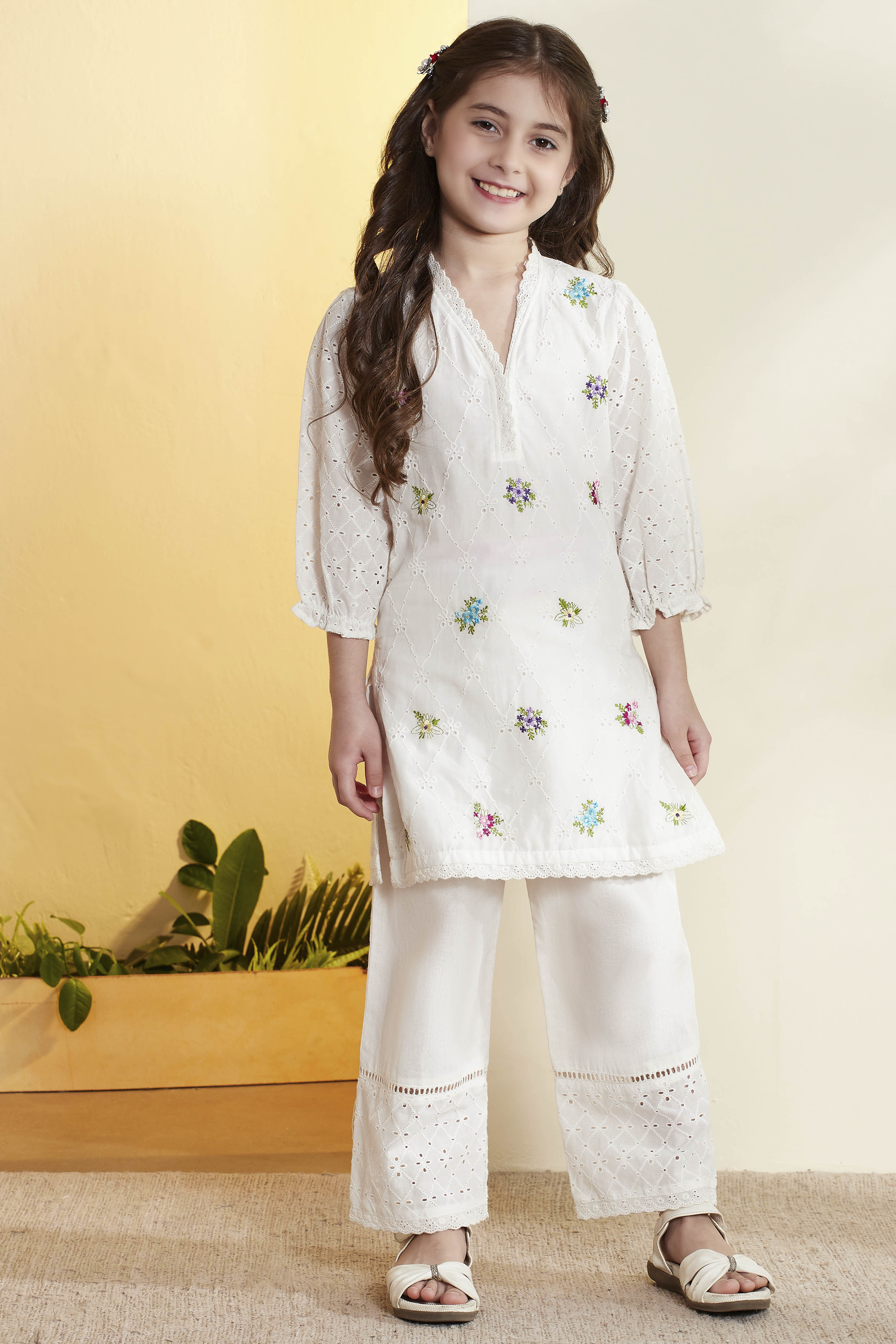 White Cotton Kurta Pants Set image number 6