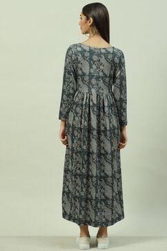 Charcoal Flared Printed Dress image number 4