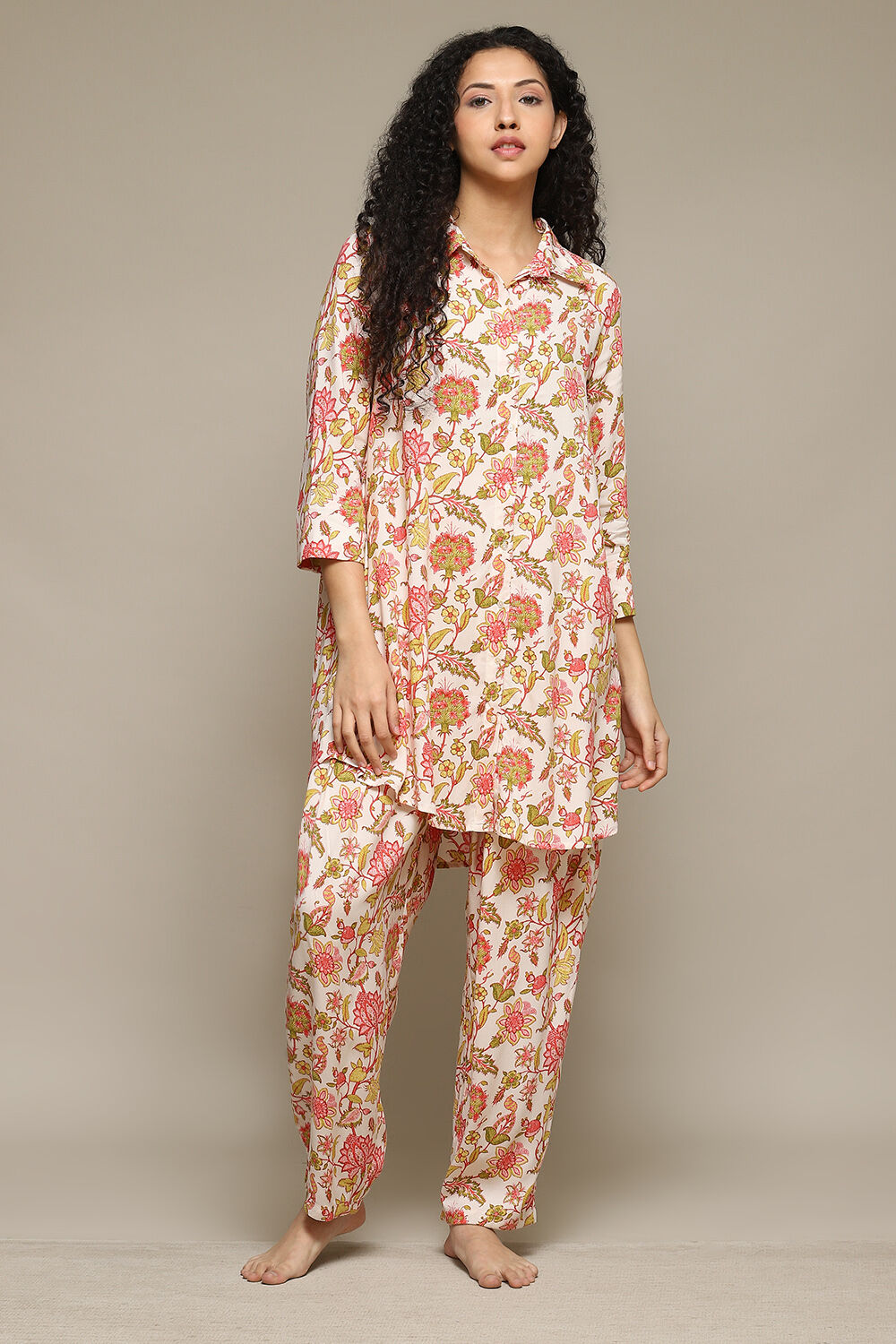 Off White Red Rayon Printed 2 Piece Sleepwear Set