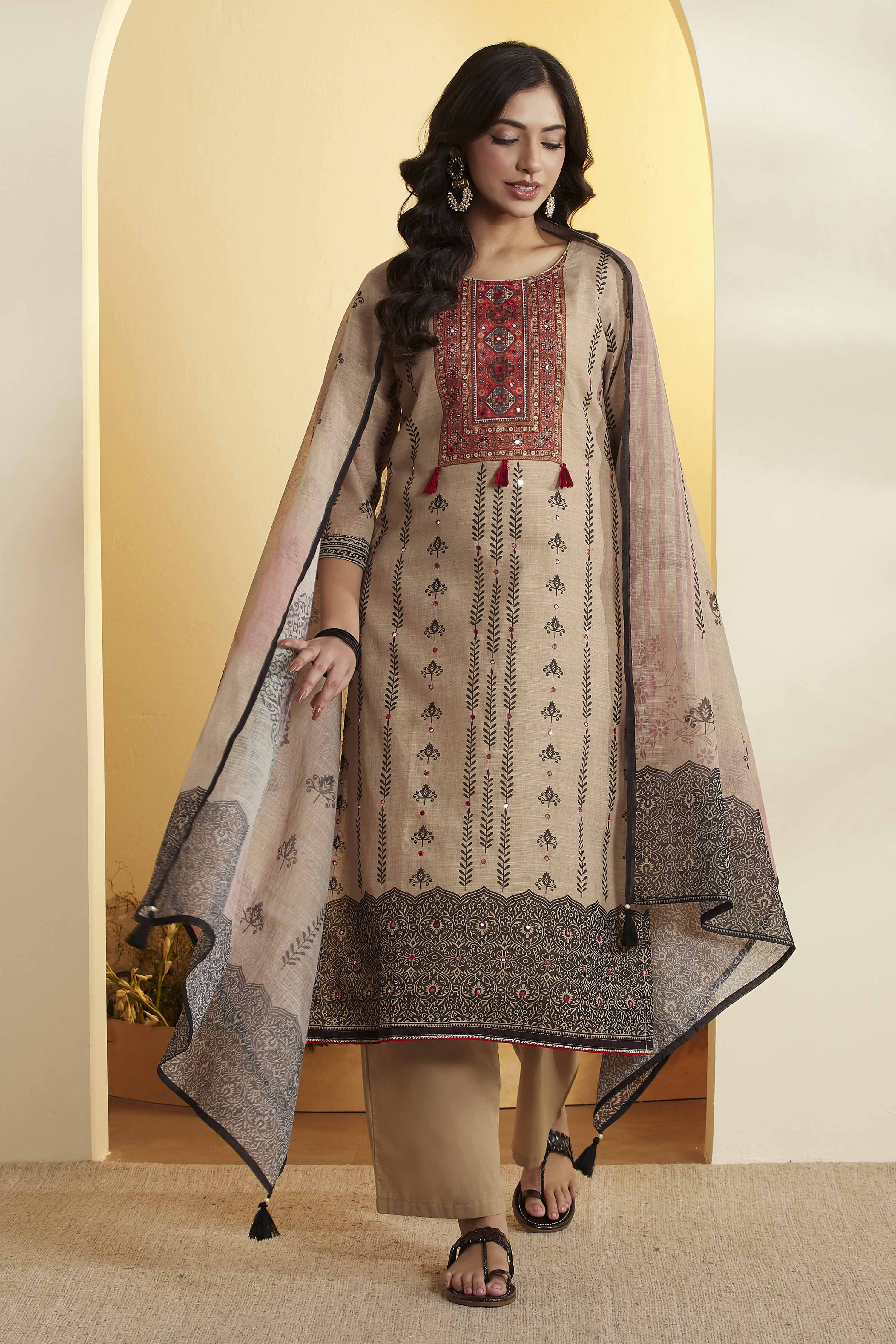 Beige Traditional Motifs Poly Linen Kurta Set image number 0