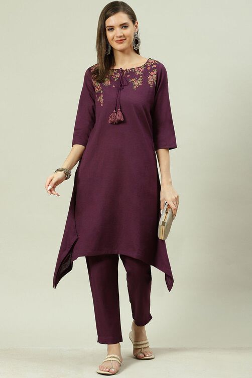 Purple Cotton Blend Asymmetric Kurta Pant 2 Piece Set image number 5
