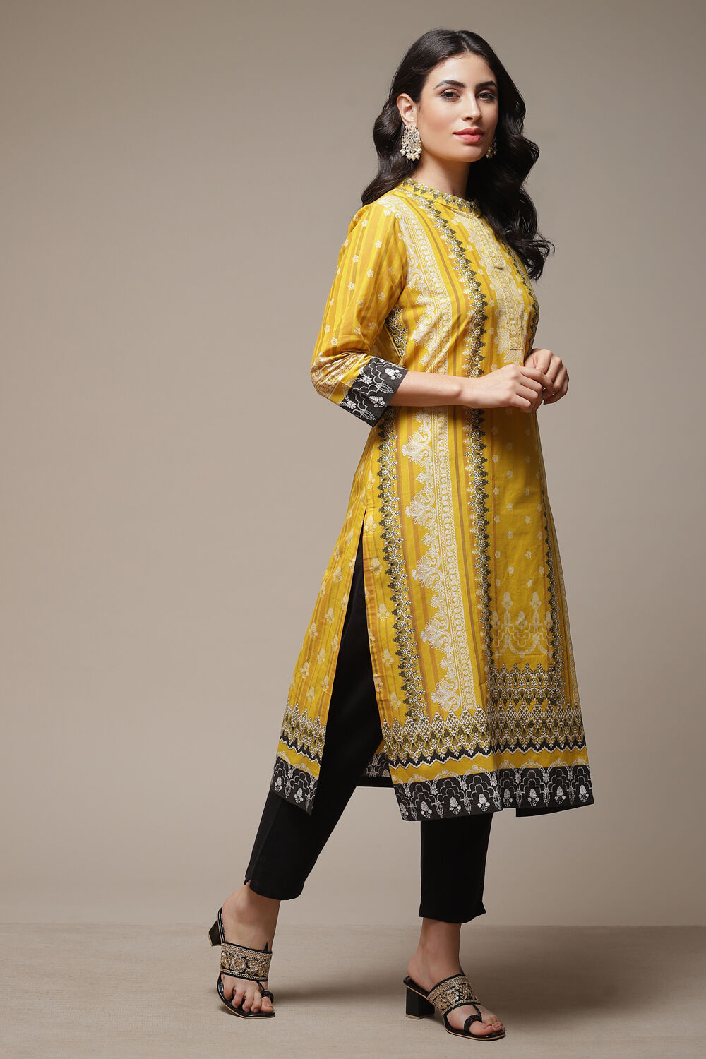 Ochre Cotton Straight Printed Kurta image number 4