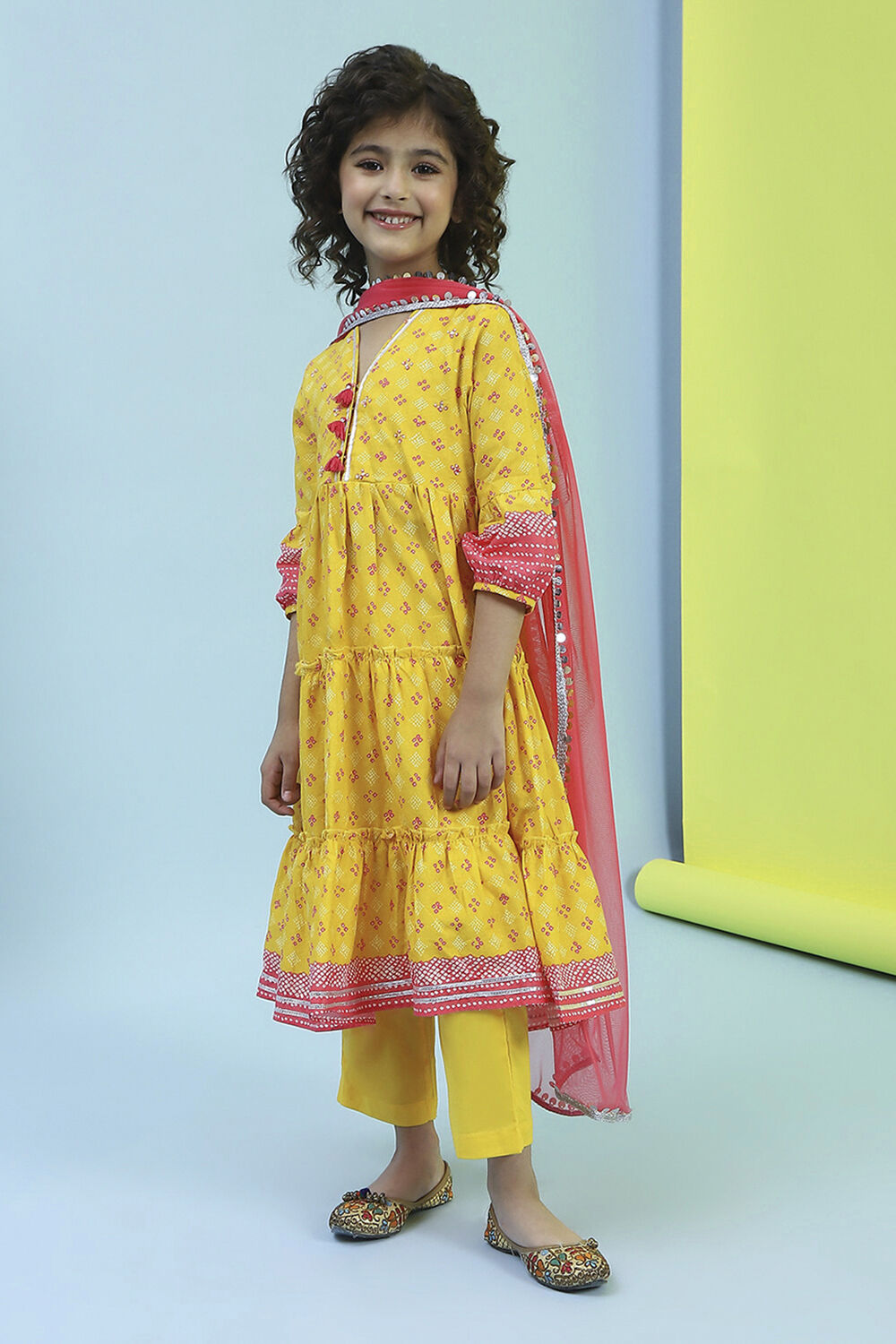 Yellow Cotton Printed Tiered Suit Set image number 3