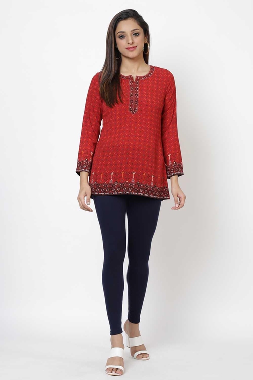 Red Straight Printed Kurti image number 3