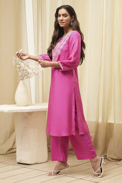 Pink Embroidered Straight Kurta Set image number 3