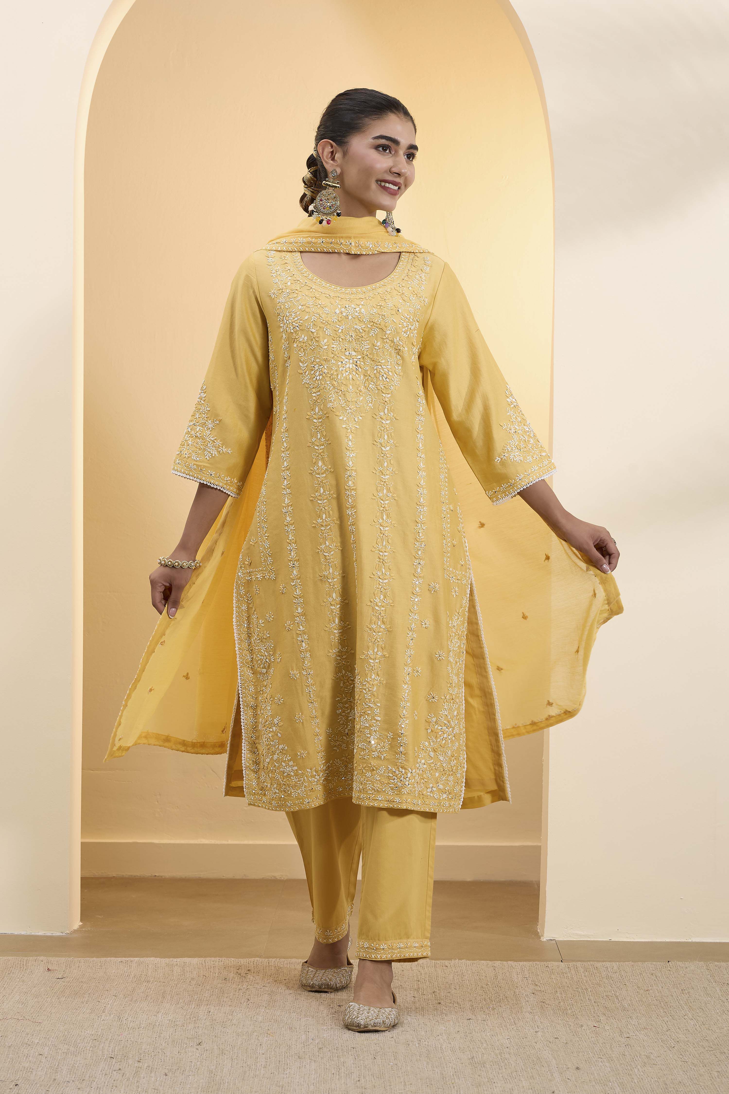 Yellow Silk Chanderi Straight Suit Set image number 6