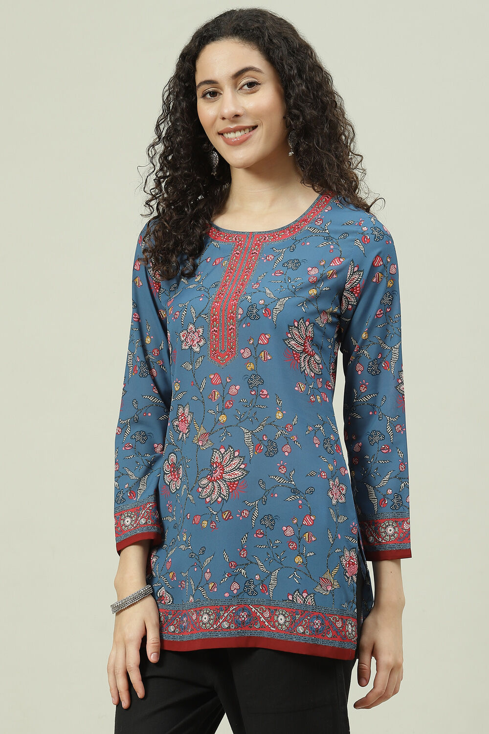 Blue Art Silk Straight Printed Short Kurti image number 2
