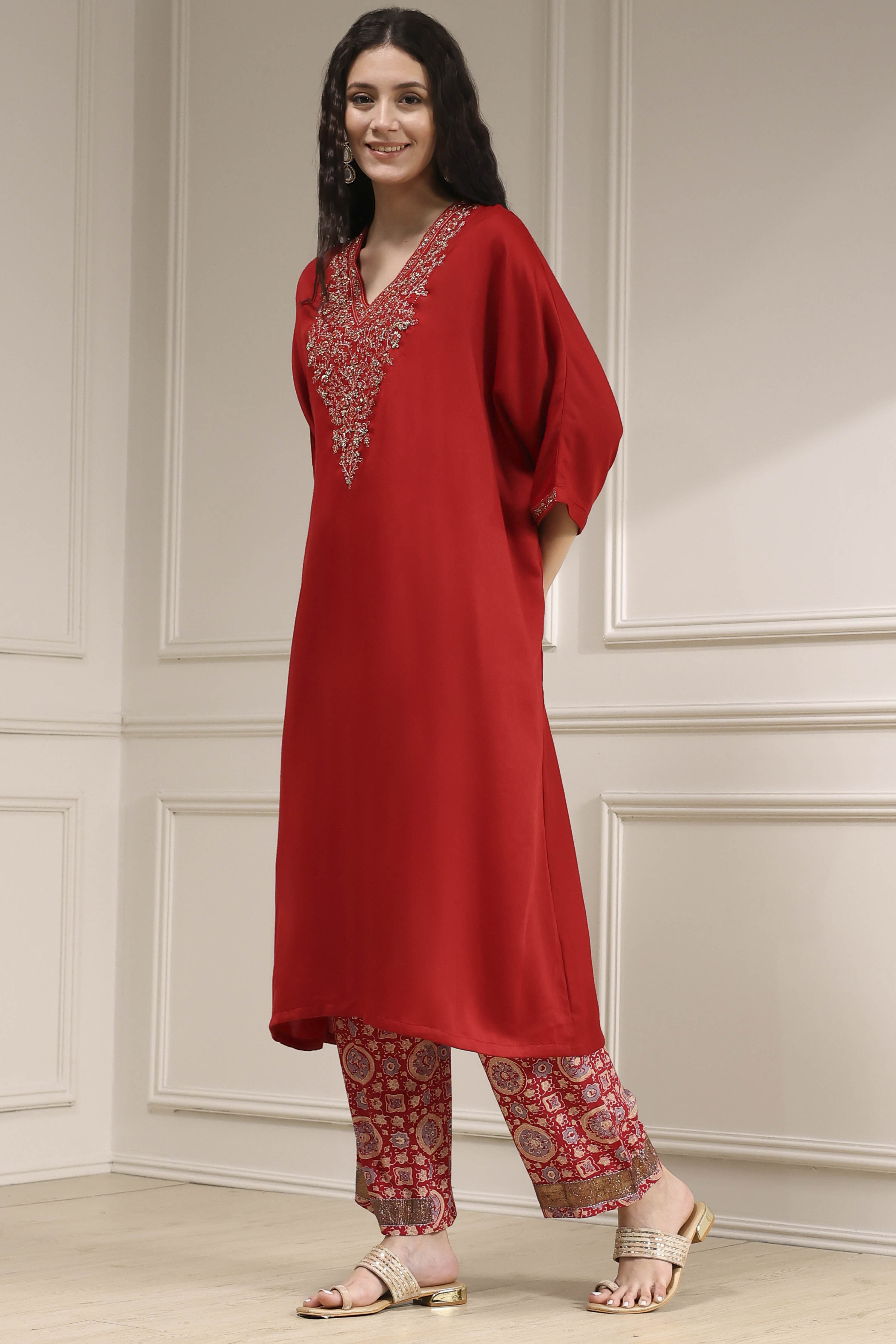 Red Satin Solid Kaftan-Style Kurta Set image number 3