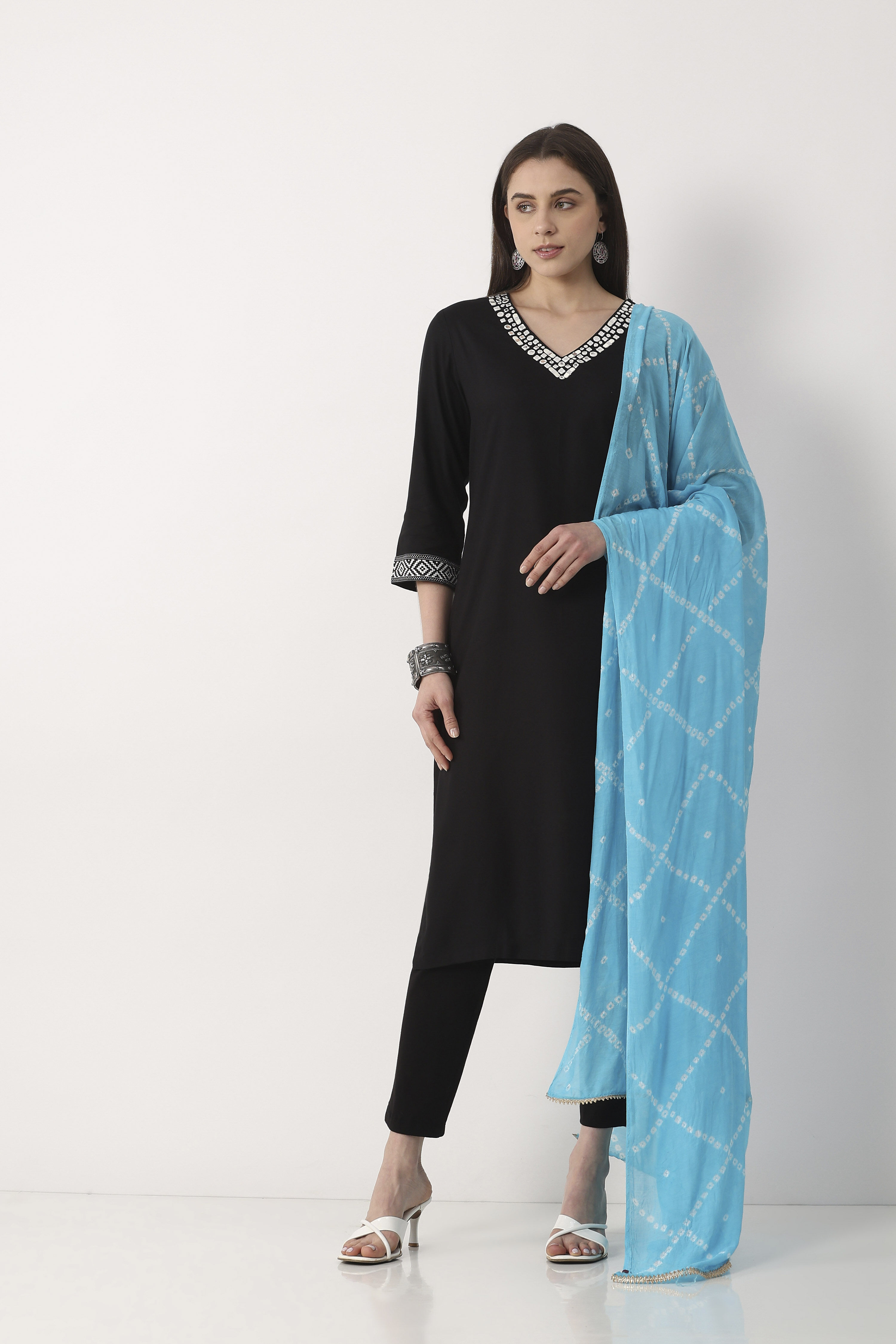 Turquoise Mul Chanderi Dupatta image number 3
