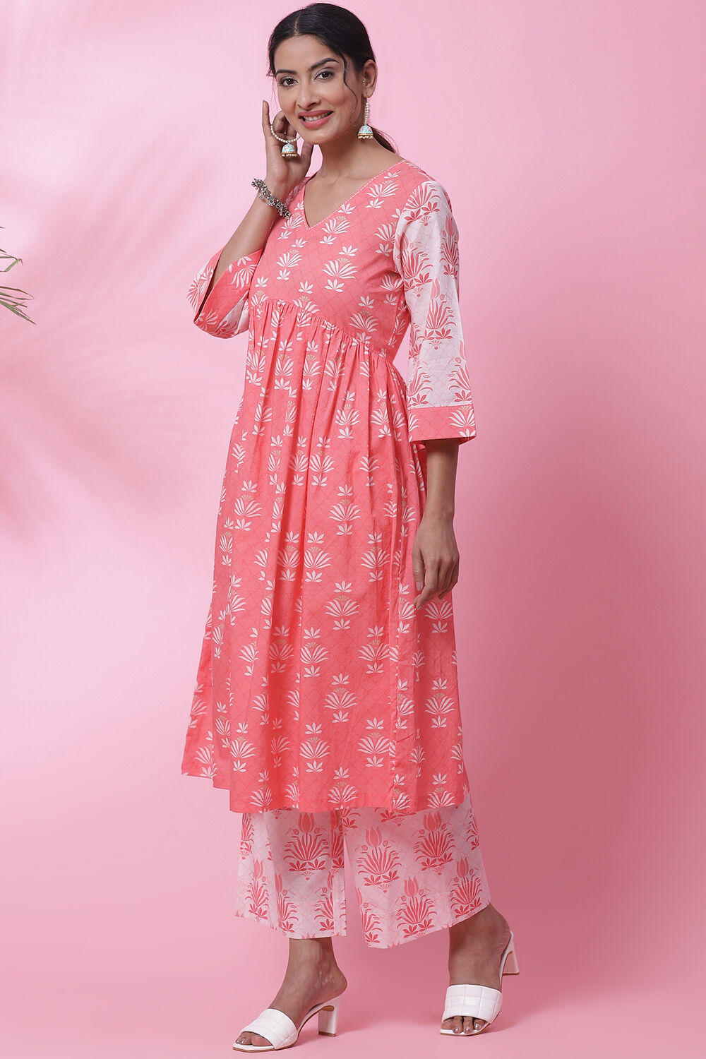 Peach Cotton Flared Kurta Set image number 3